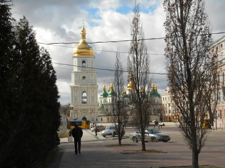 Нераціонально запам'ятовувати похмурі дні, враховуючи таку кількість сонячних — фото 3